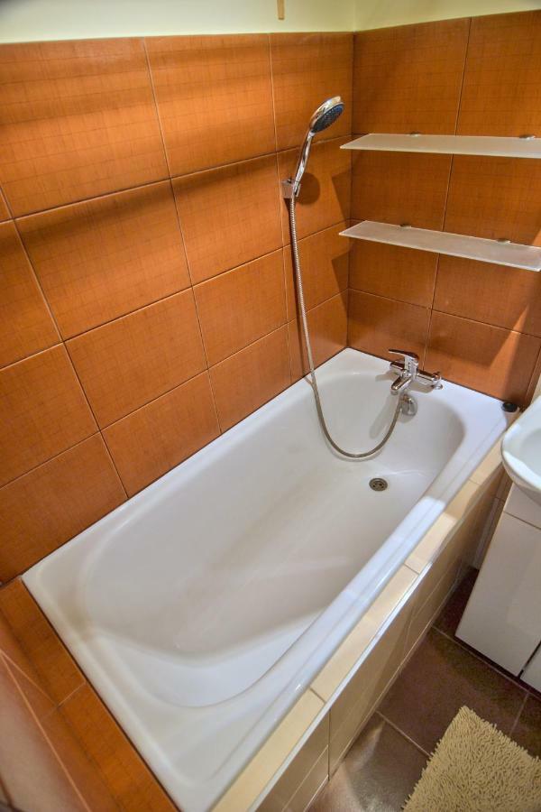 Sloneczny Apartament Grzybowska Varsavia Esterno foto