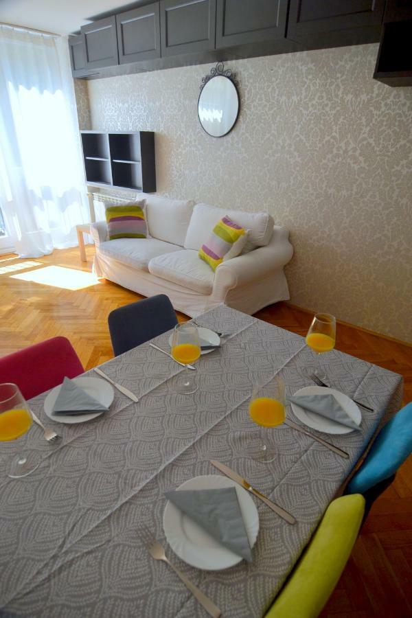 Sloneczny Apartament Grzybowska Varsavia Esterno foto